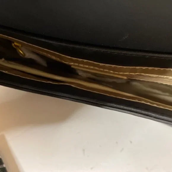 Vince Camuto Brock Crossbody Bag - Picture 11 of 11